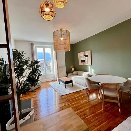 Apartamento 2 Chambres, Parking Privé, Gare à 5 Min