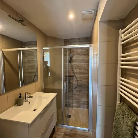2 Chambres, Parking Privé, Gare à 5 Min *
