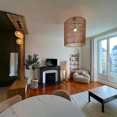 Appartamento 2 Chambres, Parking Privé, Gare à 5 Min